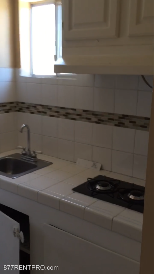 2260 S Barrington Ave - Photo 2 of 2