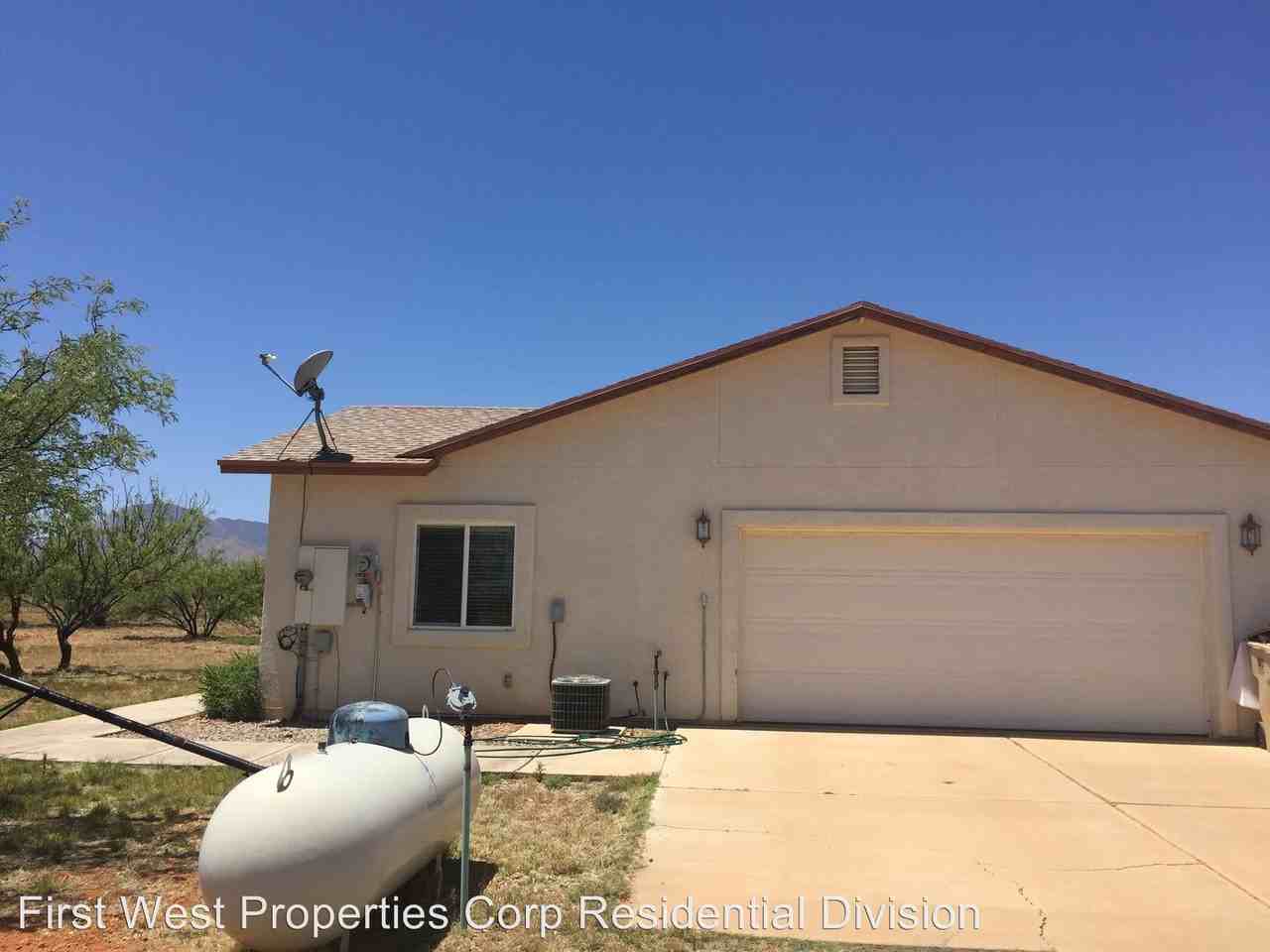 10193 E Windtalker Rd - Photo 2 of 33