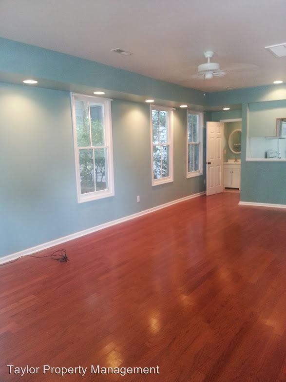 203 E Fearing St - Photo 2 of 12