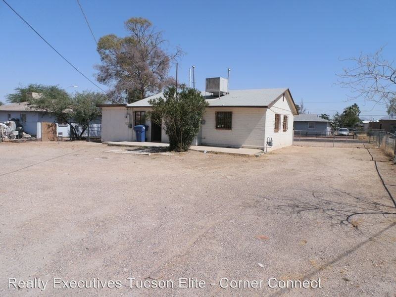 1918 E Hidalgo Vista - Photo 2 of 10