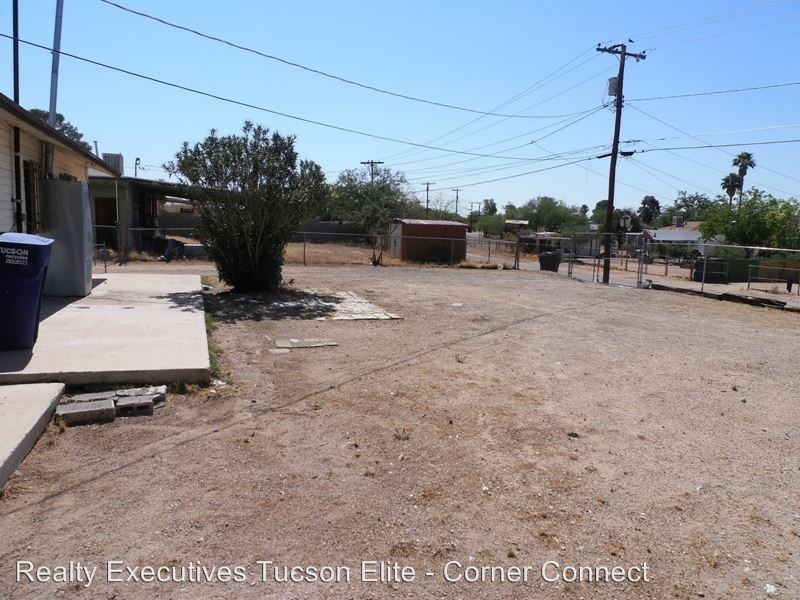 1918 E Hidalgo Vista - Photo 3 of 10