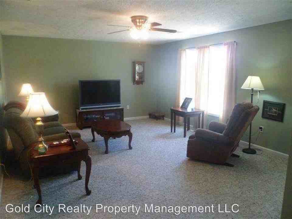 1506 Weldon Loop Rd - Photo 2 of 13