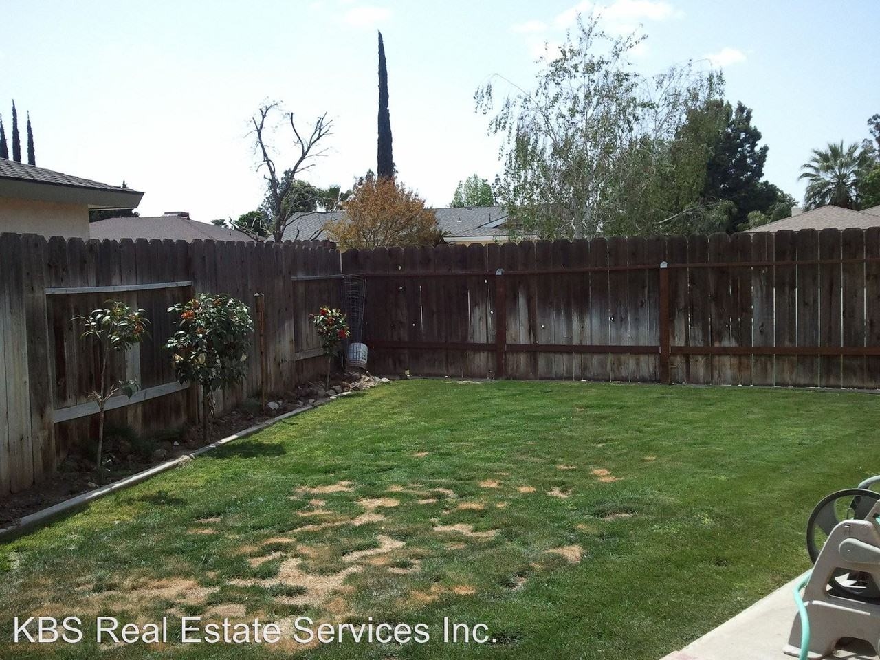 2400 Bladen St - Photo 3 of 12