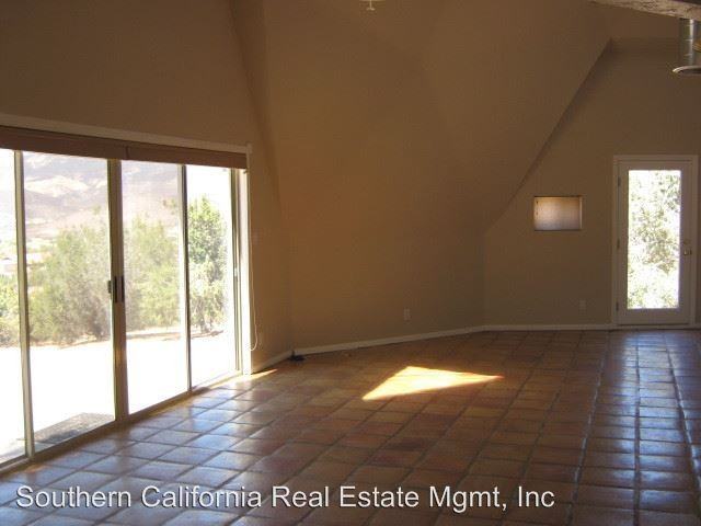 35320 Mills Ave - Photo 3 of 17