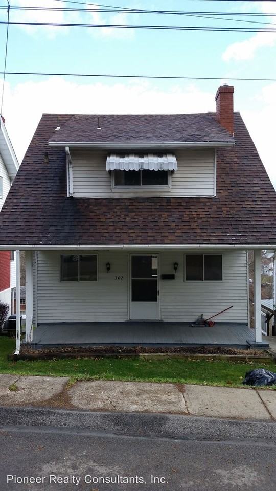 302 Morton St - Photo 2 of 12