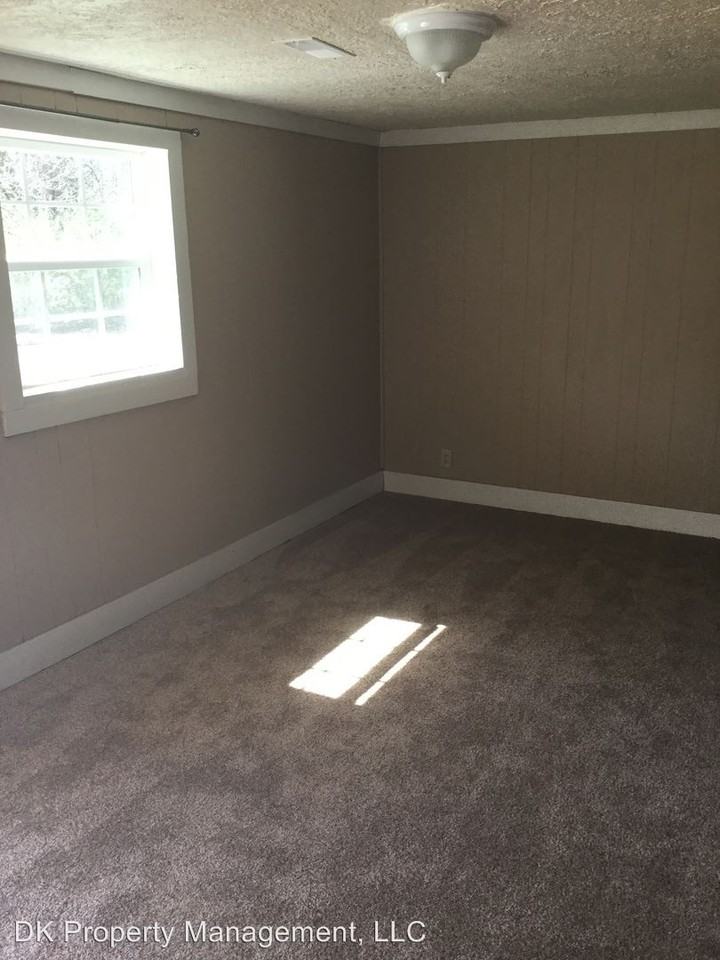 Panda Ln - Photo 3 of 12