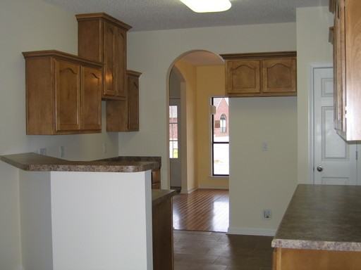 7805 Jills Creek Dr - Photo 2 of 13