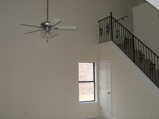 7805 Jills Creek Dr - Photo 3 of 13