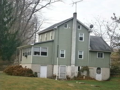 243 Center Rd - Photo 2 of 11