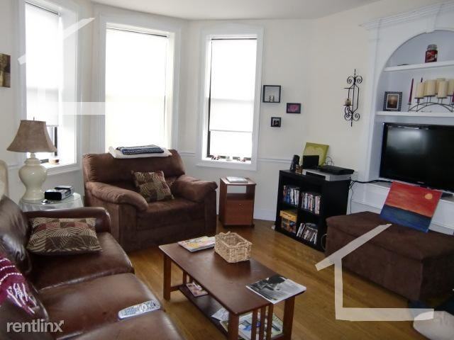 1340 Commonwealth Ave - Photo 2 of 7
