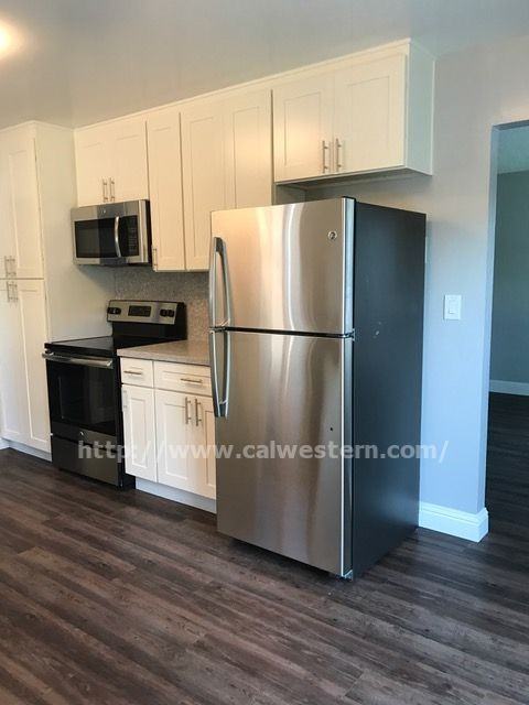 3143 Trinity Pl - Photo 2 of 16