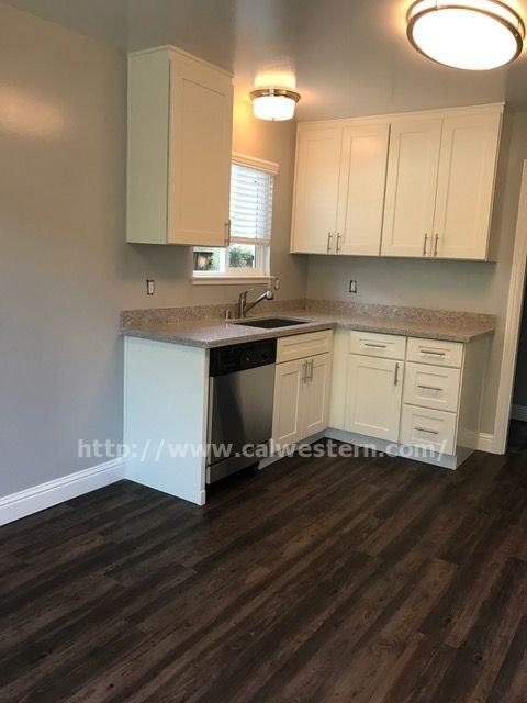 3143 Trinity Pl - Photo 3 of 16
