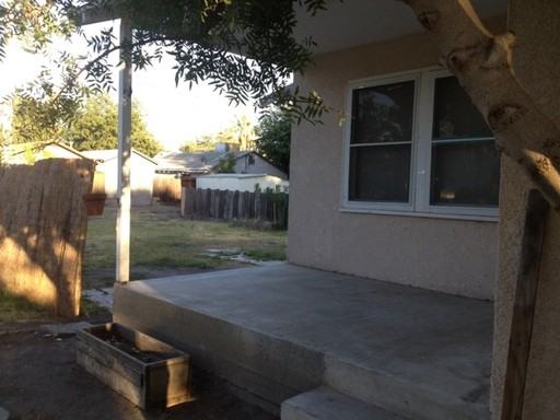 1909 Golden Gate Ave - Photo 3 of 20