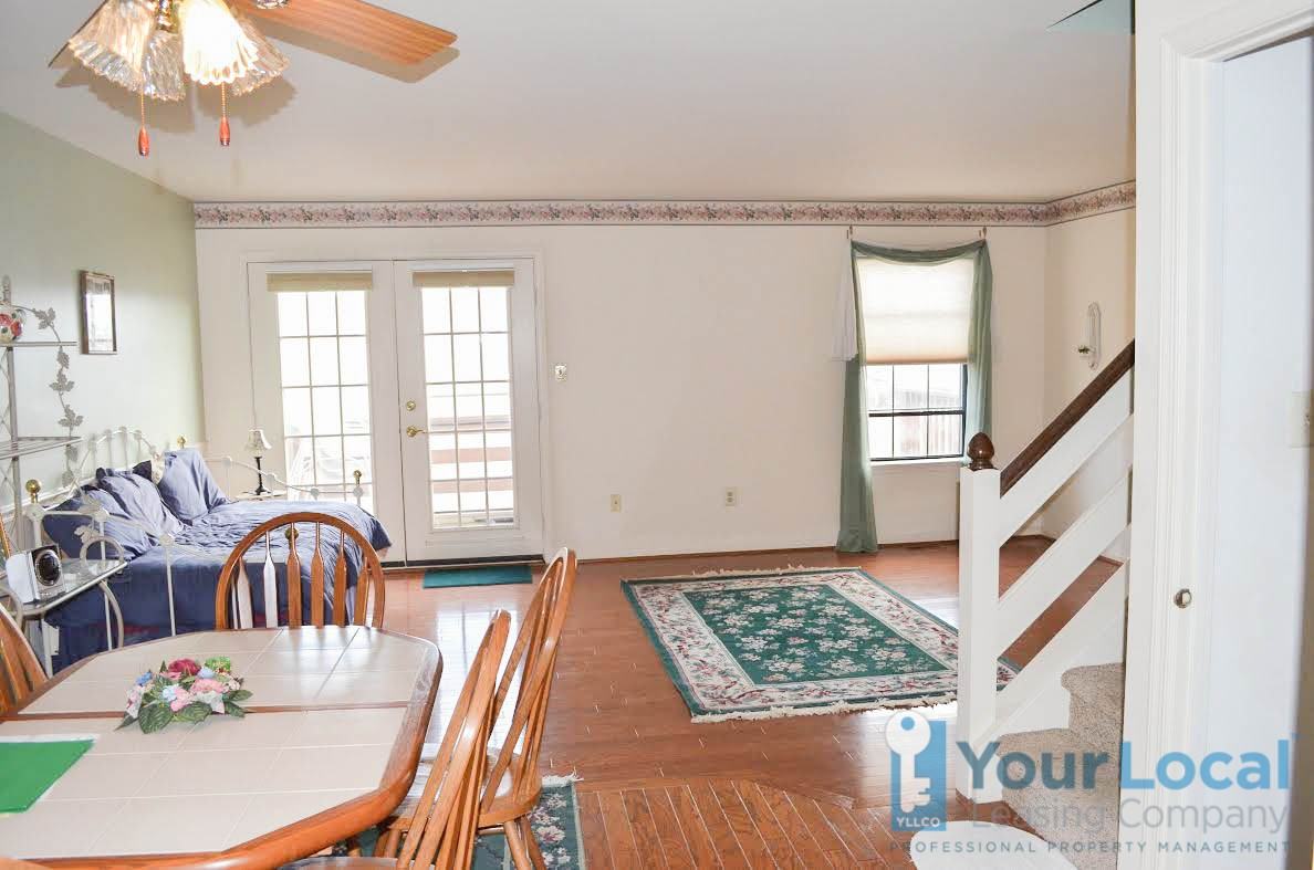 341 Scola Rd - Photo 3 of 10