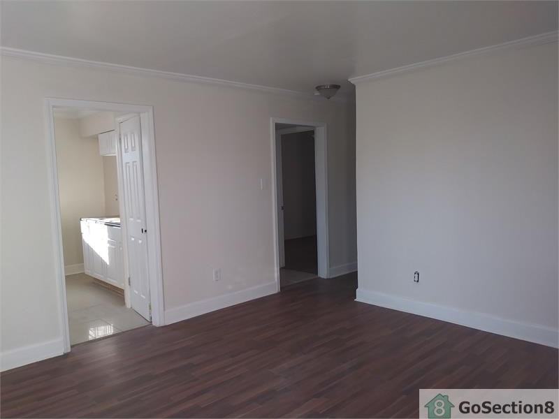 486 E Georgia Ave - Photo 2 of 8