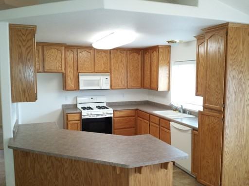 19381 Bonanza King Dr #19381 - Photo 3 of 10