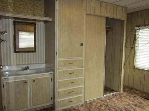 6212 Calvary Ct - Photo 2 of 8