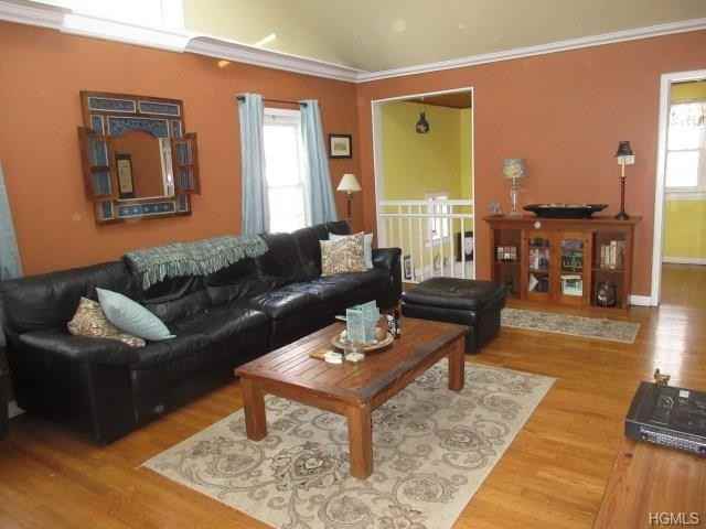 1 Stage St - Photo 2 of 17