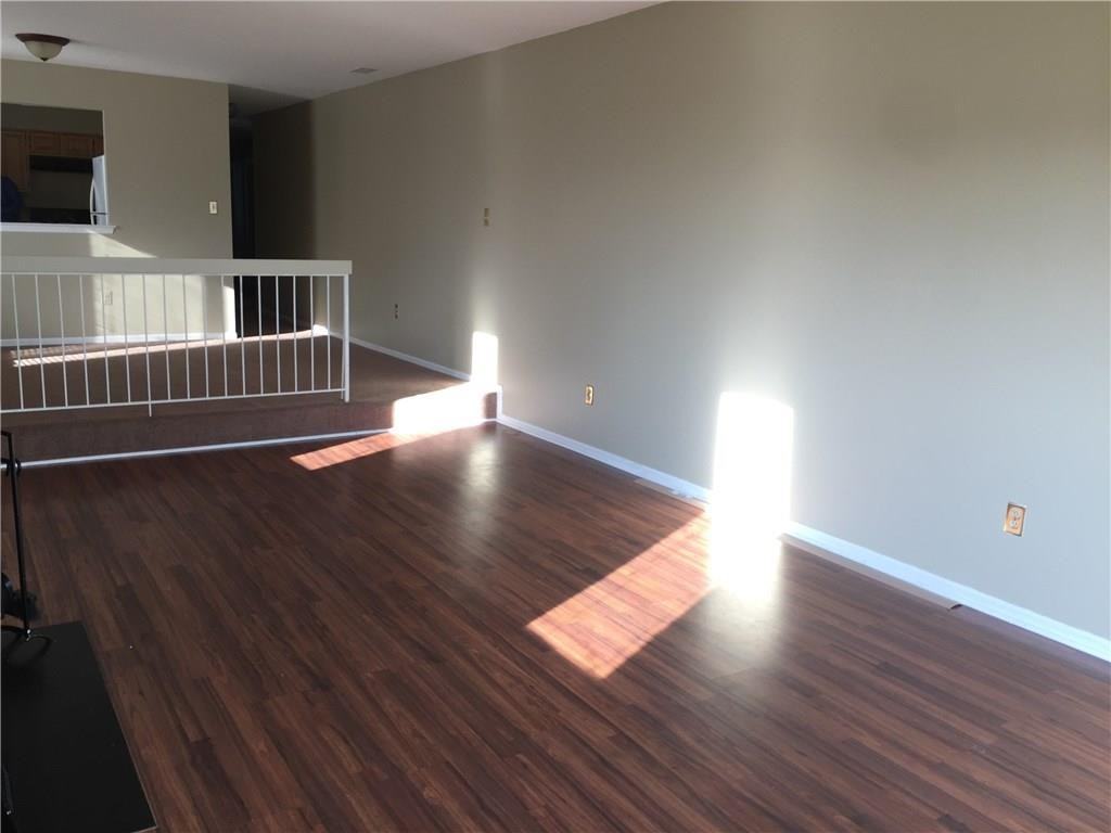 2910 Jesse Way - Photo 2 of 17
