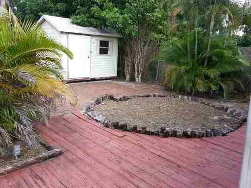 301 Lancaster St - Photo 3 of 11