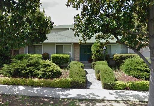 903 Tamarack Ln - Photo 3 of 4