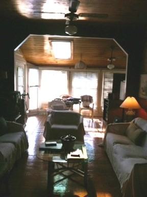 2830 Harvey St - Photo 2 of 7