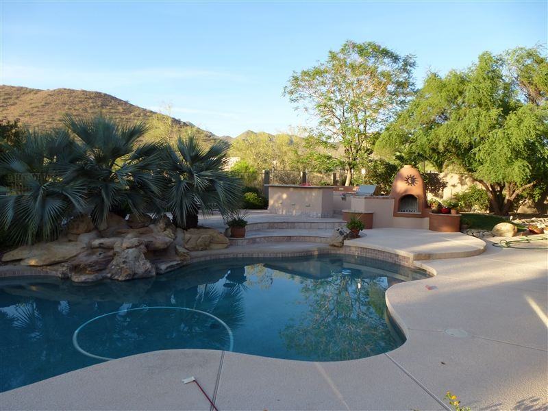 12162 E Paradise Dr - Photo 3 of 10