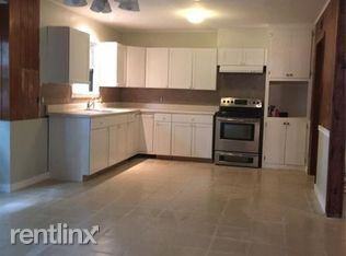 1214 Barbara Dr - Photo 2 of 5