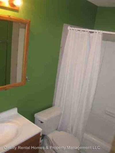 1476 Ward Dr - Photo 2 of 6