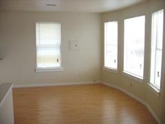 125 12th Ave - Photo 2 of 11