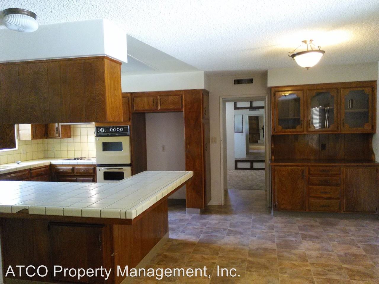 1711 Angels Camp St - Photo 2 of 7