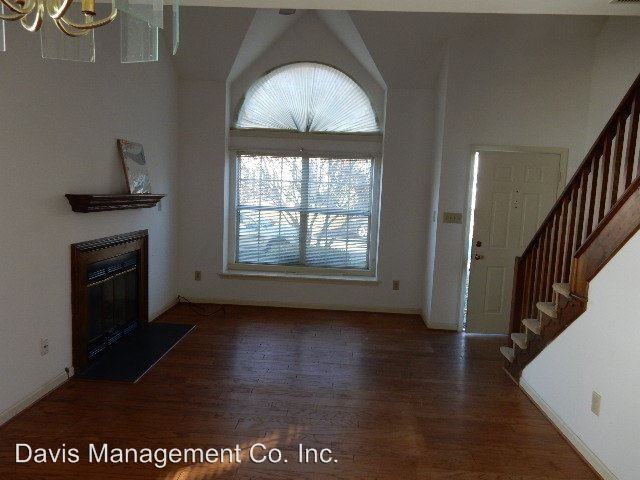 169 Hidden Lake Pl - Photo 3 of 8