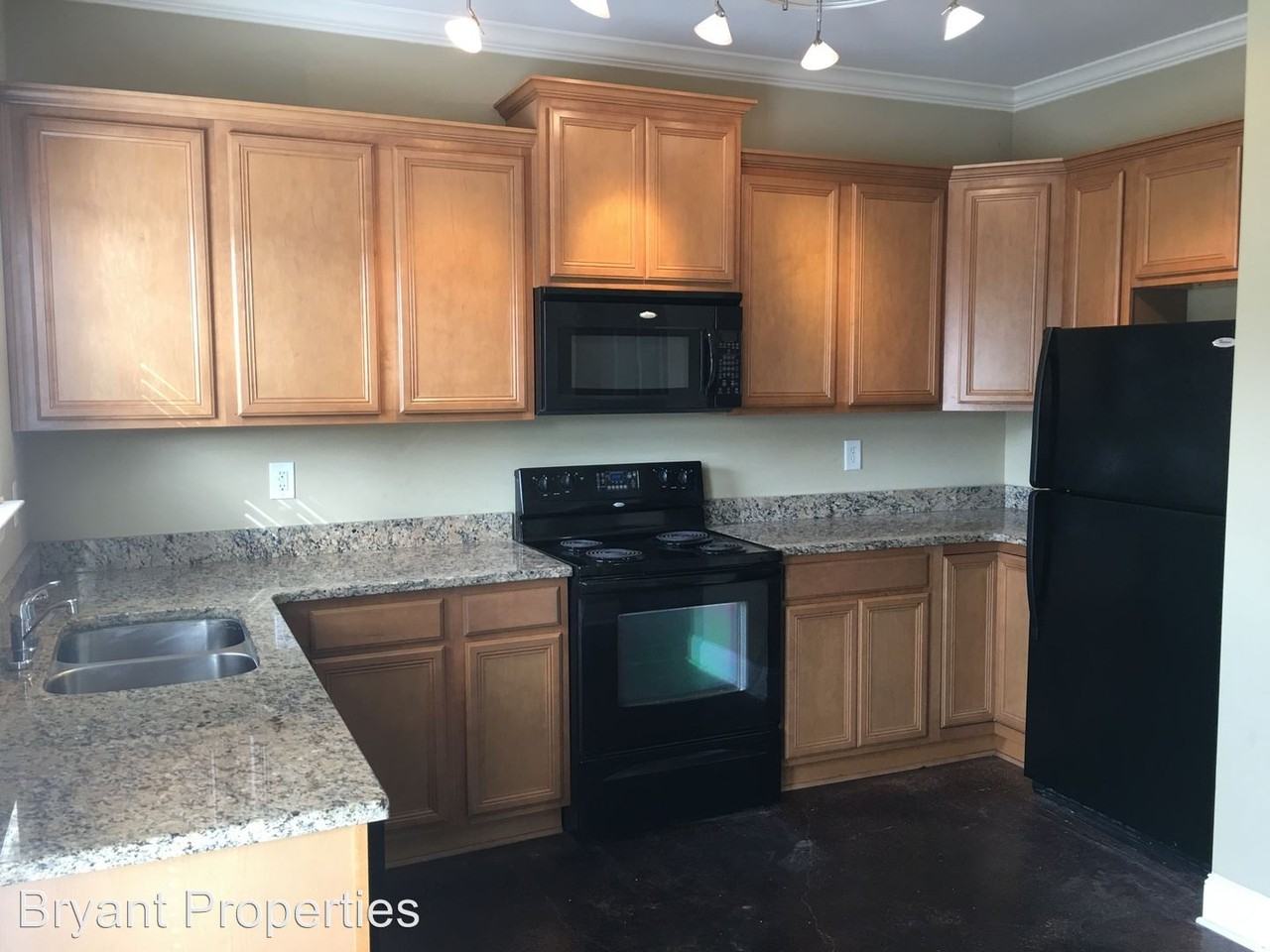 252 Jenna Lee Cir - Photo 2 of 9