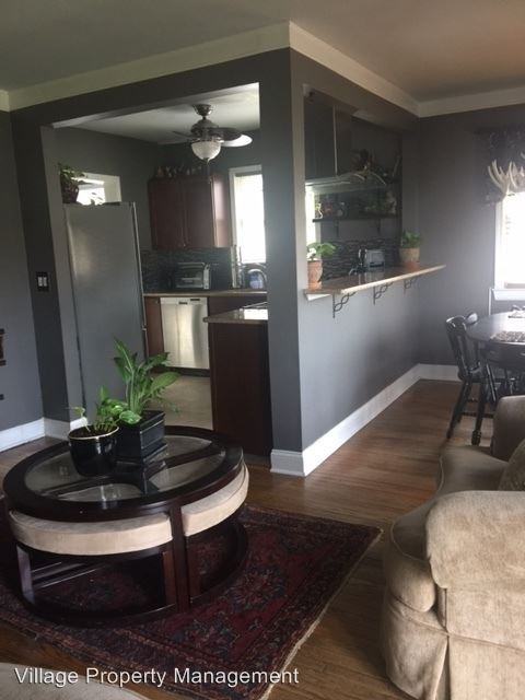 817 Kirkwood Ave - Photo 3 of 5