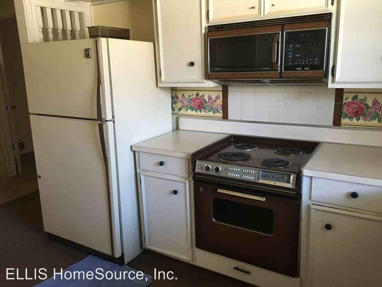 2732 Wallin Dr - Photo 3 of 23