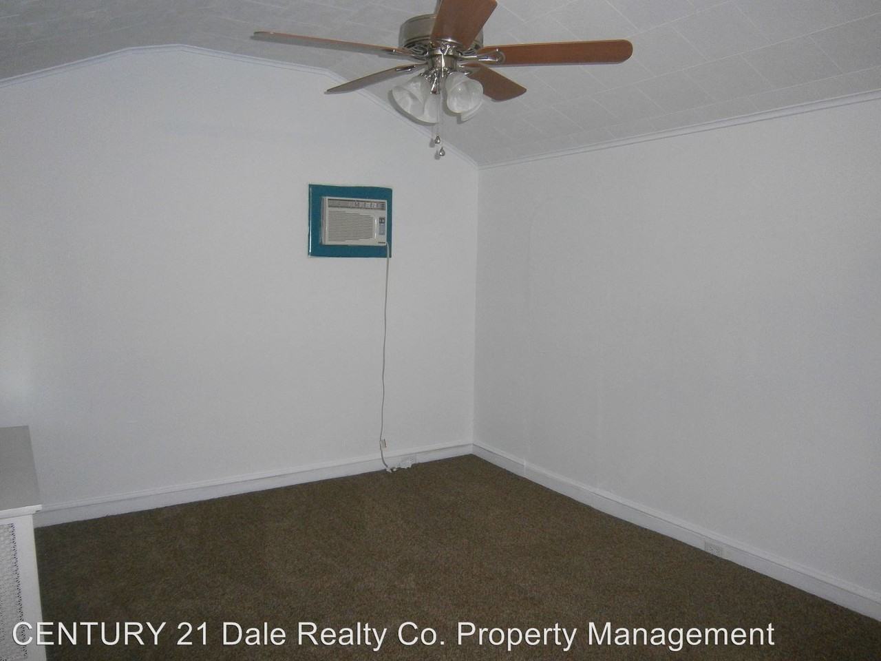 1212 E Jackson St - Photo 3 of 12