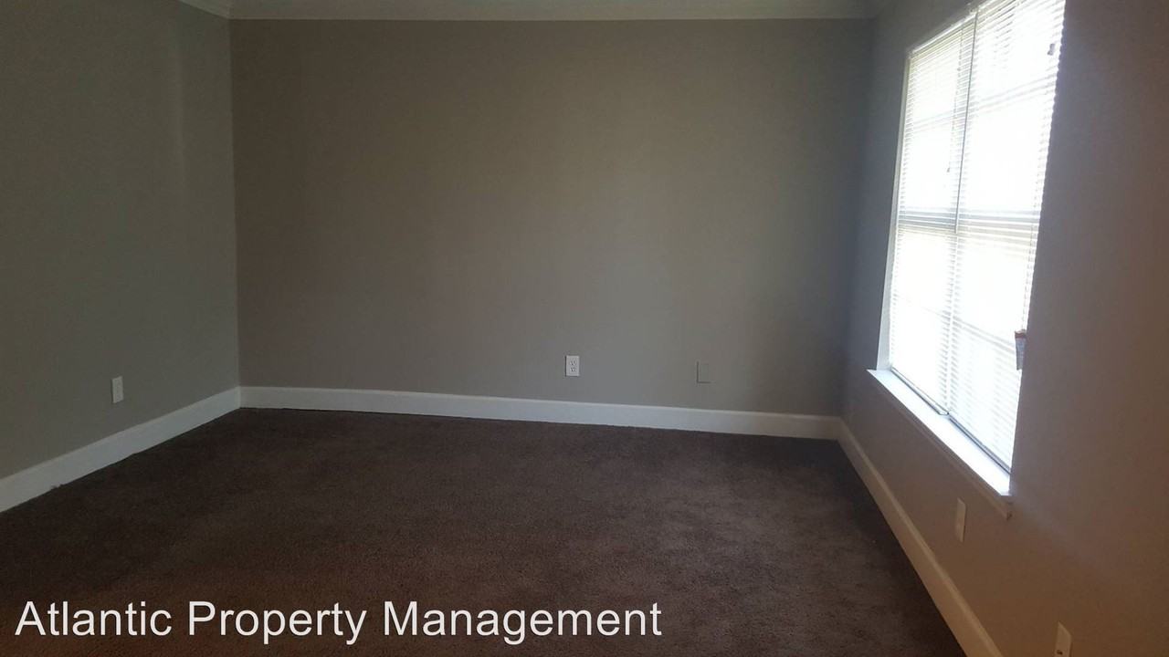 396 Promenade Ct - Photo 2 of 5