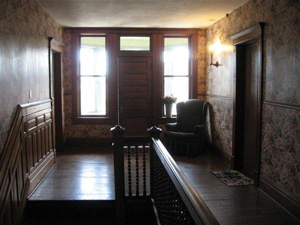 802 Grand Ave. - Photo 3 of 7