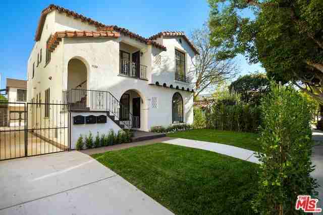 918 N Genesee Ave - Photo 3 of 15