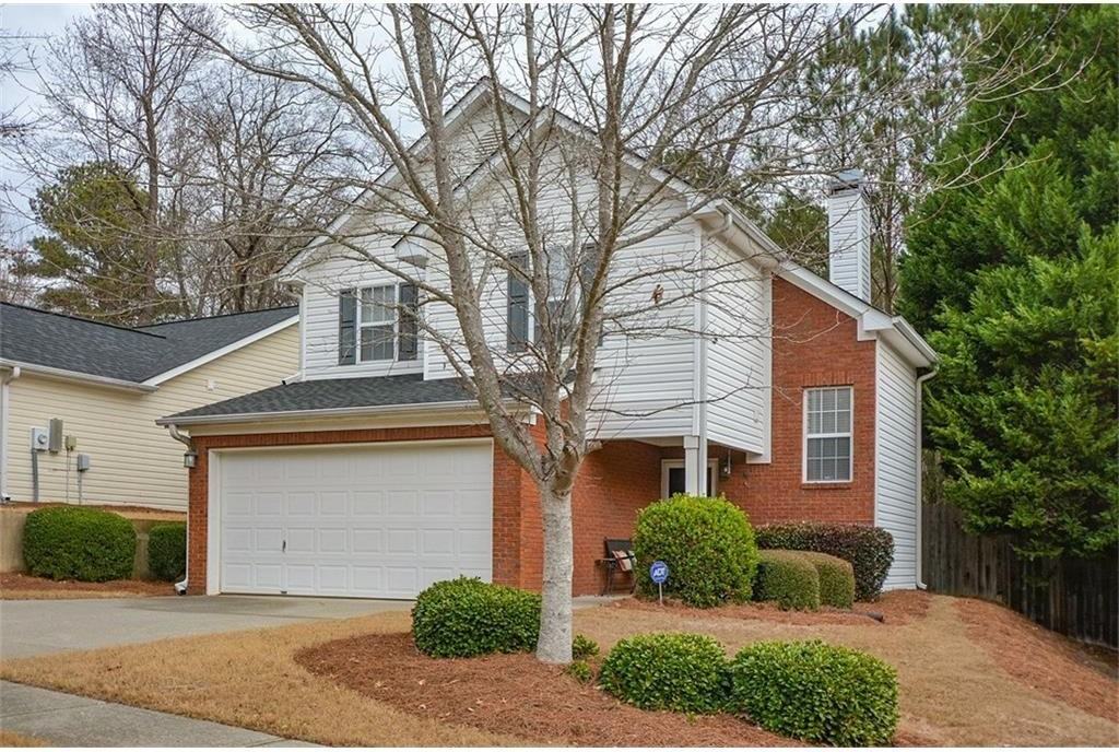 523 Parkstone Ln - Photo 2 of 36