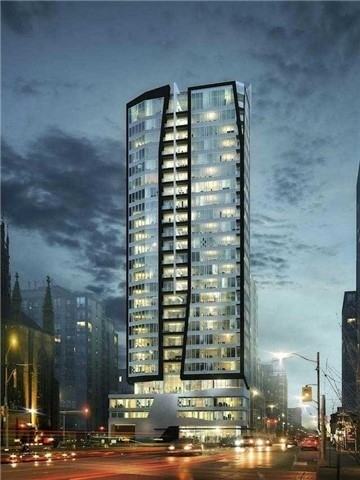 68 Shuter Street #910