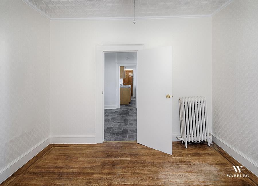 159-107 Bay 23rd St - Photo 3 of 6