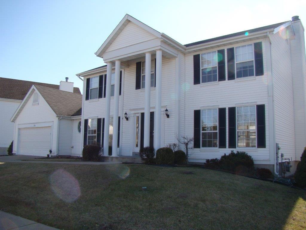 926 Sprinters Row Dr - Photo 2 of 23