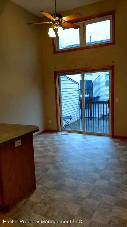 3813 Larabee Ave NE - Photo 3 of 3