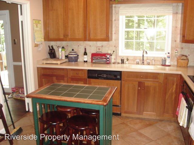 2007 Cool Spring Dr - Photo 2 of 8