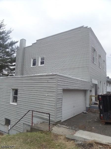 363 Mt Prospect Ave - Photo 3 of 17