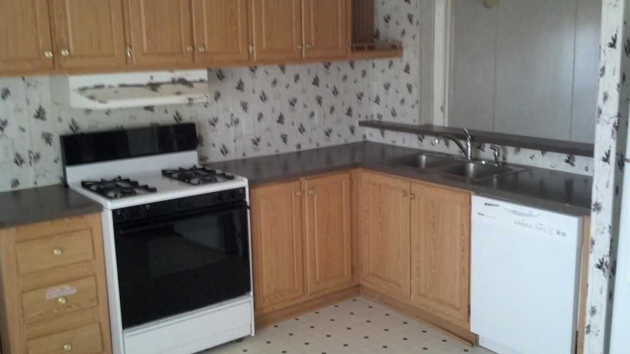 1316 Neilson Ave - Photo 3 of 4