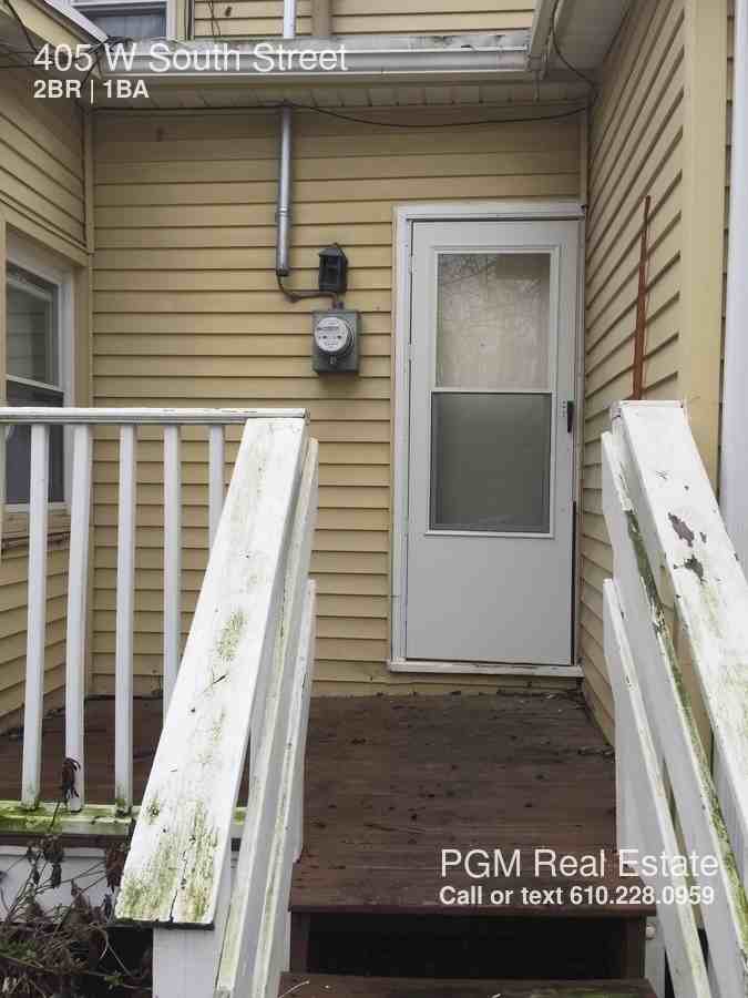 405 W South St - Photo 2 of 2