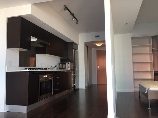 375 King Street West #610