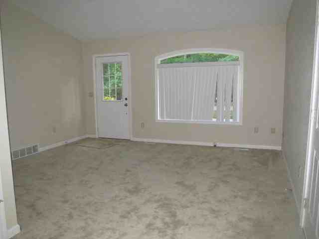 336 E Church Rd - Photo 3 of 18